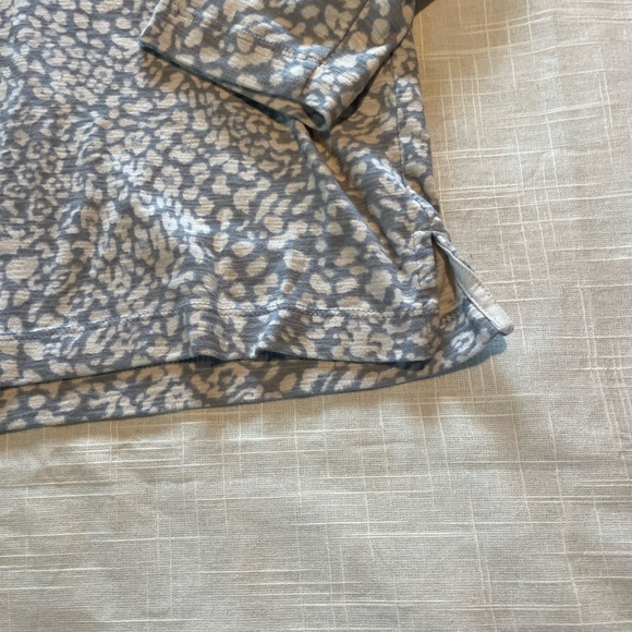 Banana Republic Neutral Leopard Print Turtleneck Sweater - Picture 3 of 5